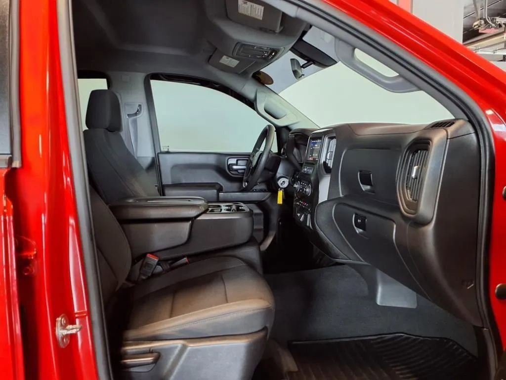 Used 2021 Chevrolet Silverado 1500 Custom AWD/4WD image 11