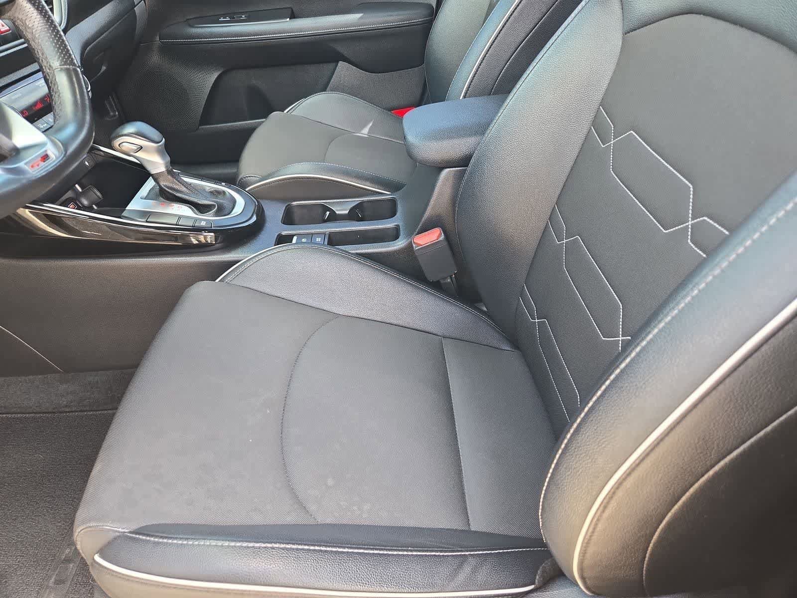 Used 2022 Kia Forte GT-Line w/ GT-Line Premium Package image 15