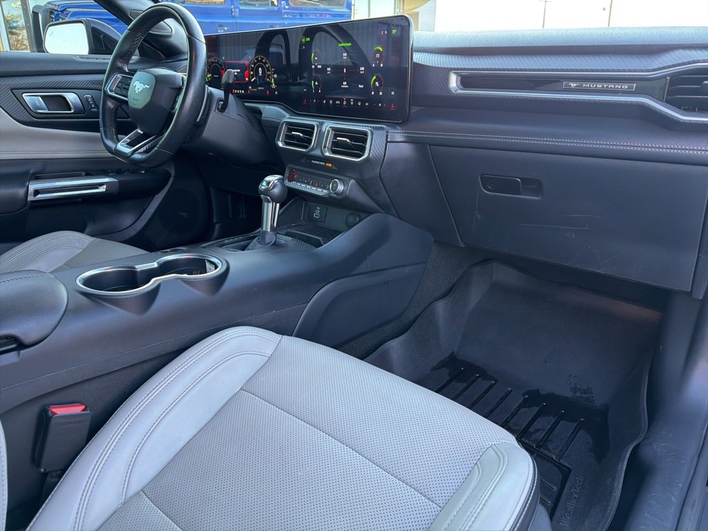 Used 2024 Ford Mustang GT Premium image 40