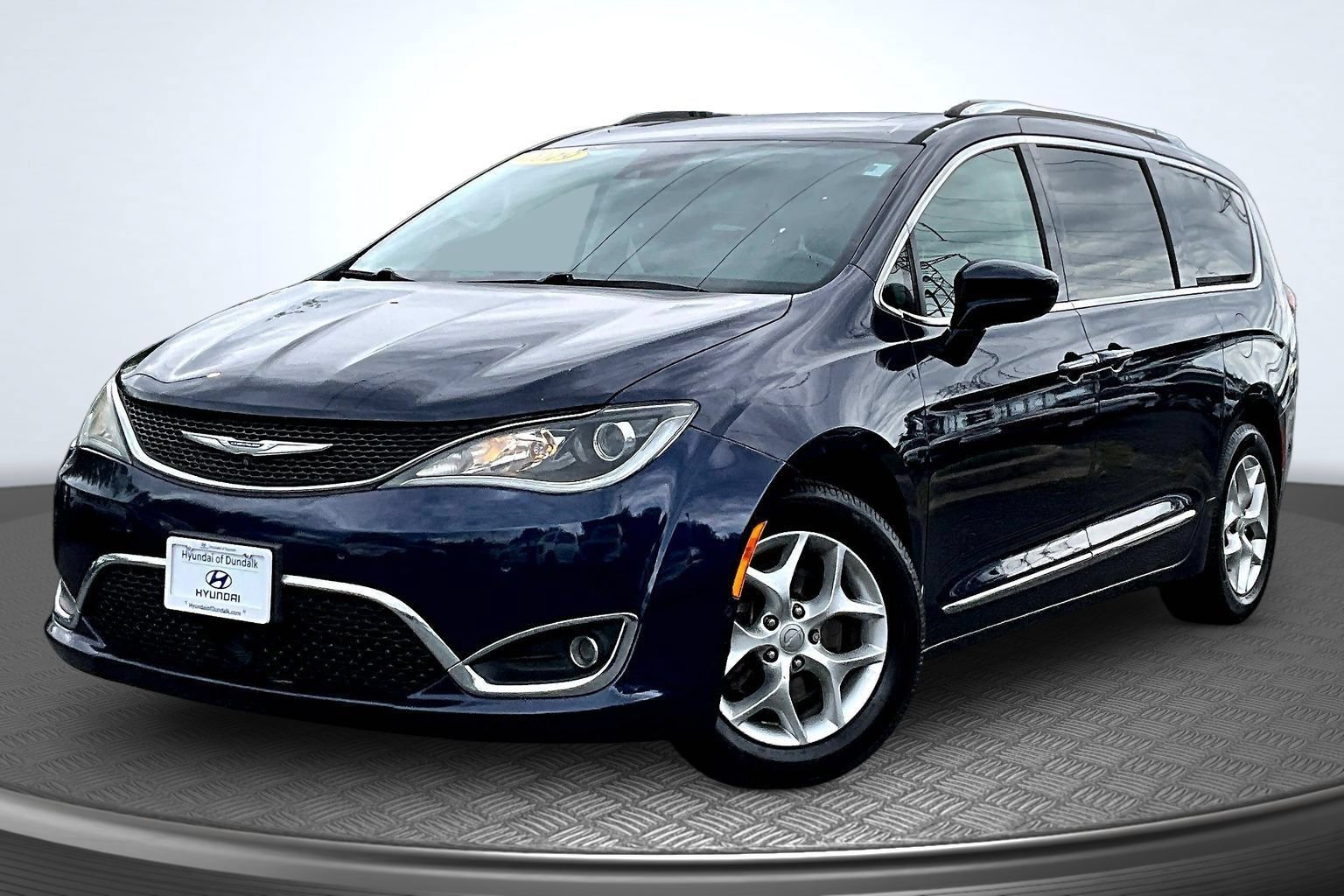 Used 2019 Chrysler Pacifica Touring-L Plus