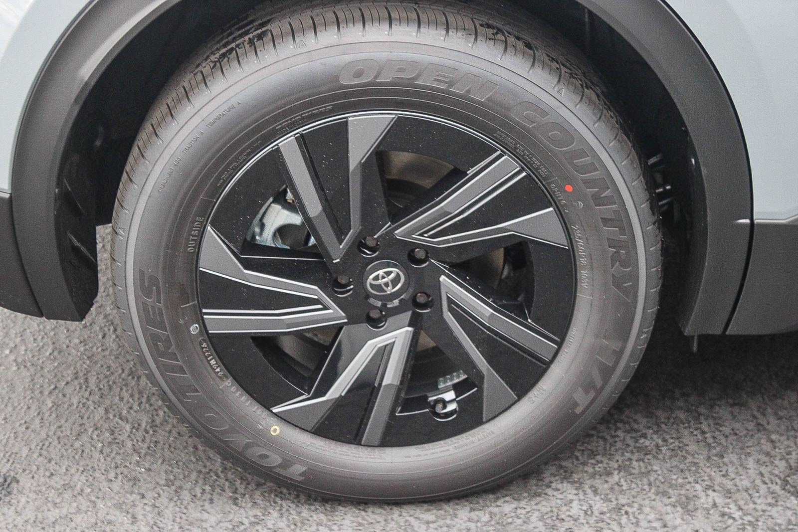 New 2026 Toyota C-HR AWD/4WD image 12