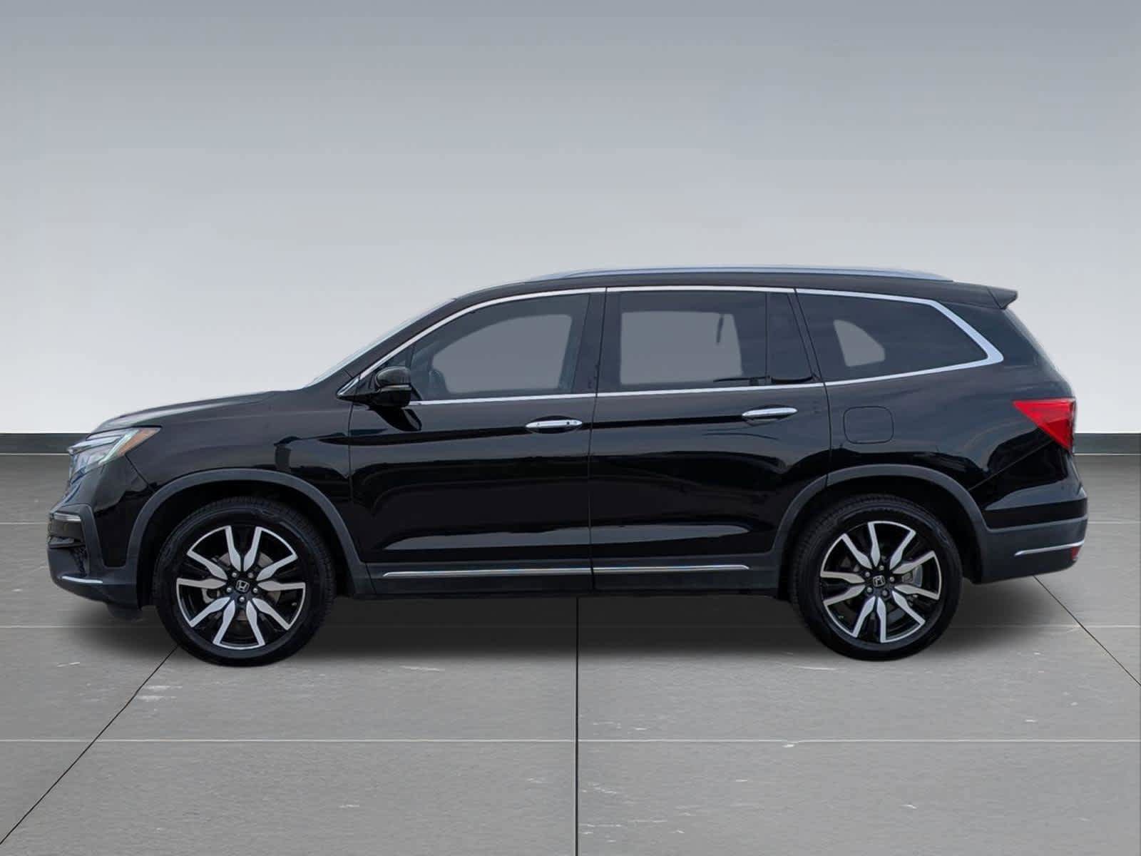 Used 2021 Honda Pilot Elite image 2