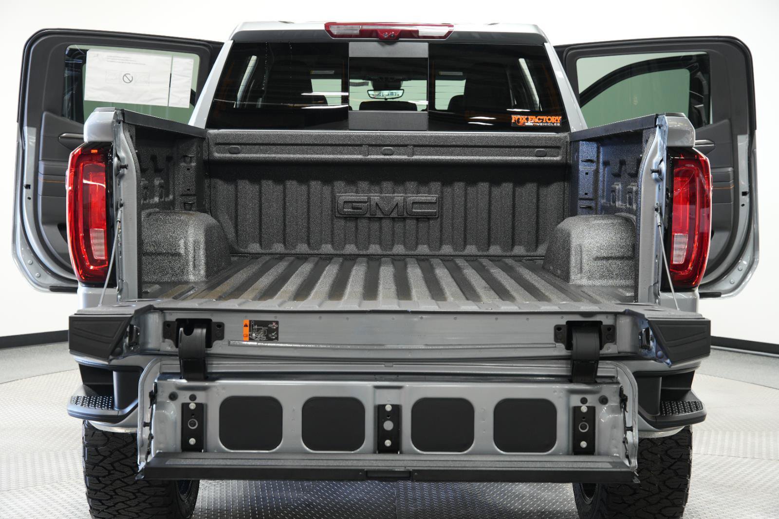 New 2026 GMC Sierra 1500 AT4 w/ AT4 Premium Package AWD/4WD image 15