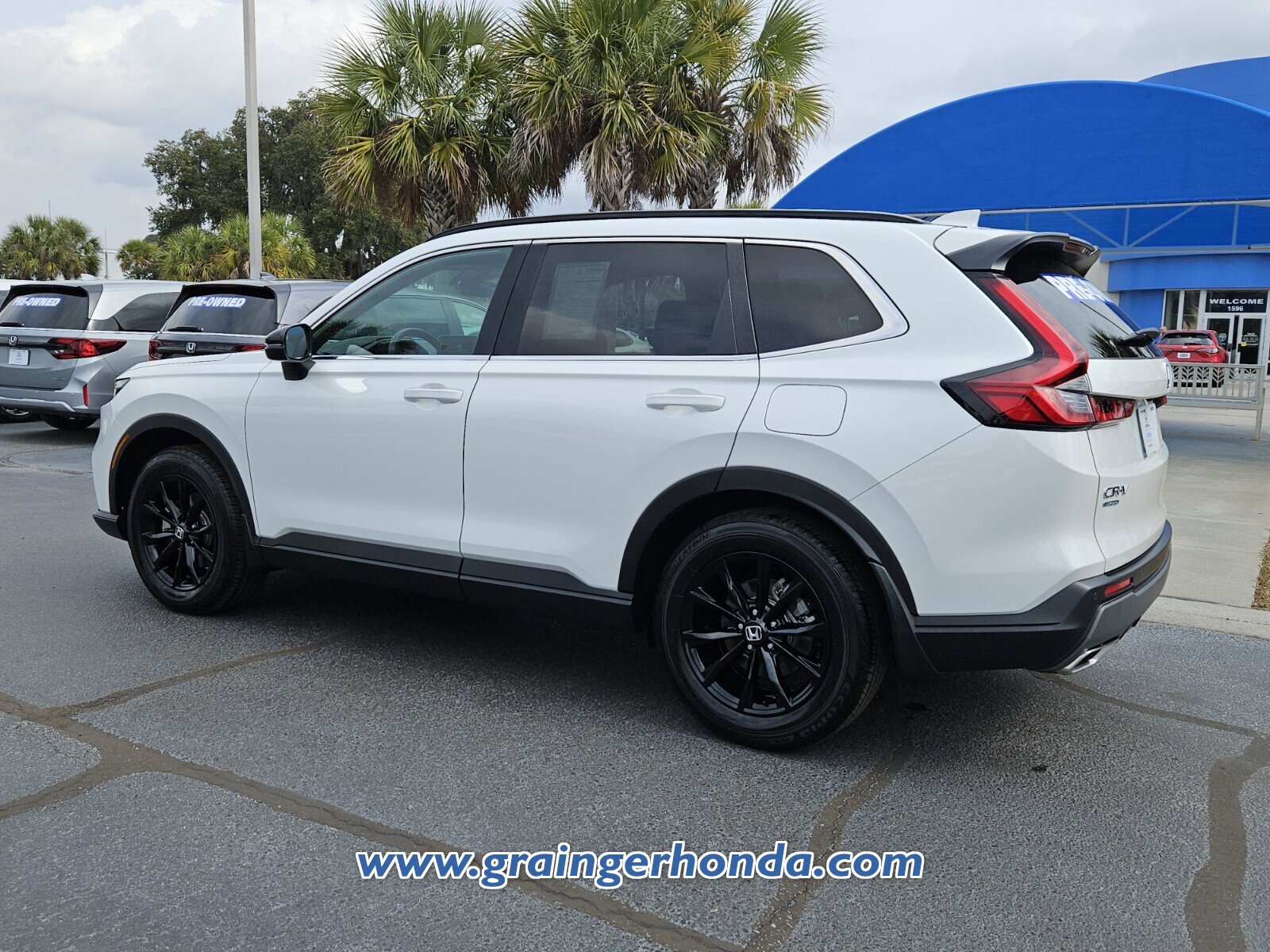 Certified 2025 Honda CR-V Sport-L image 3