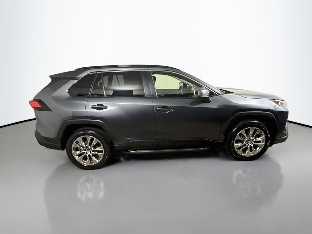 Certified 2019 Toyota RAV4 XLE Premium w/ Advanced Technology Package AWD/4WD image 8