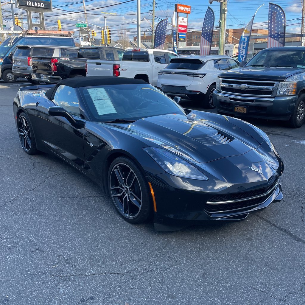 Used 2017 Chevrolet Corvette Stingray Convertible w/ 1LT image 4
