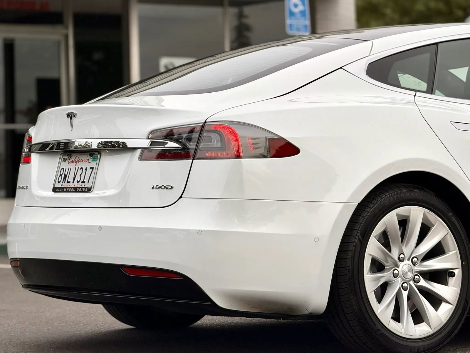 Used 2017 Tesla Model S 100D image 9