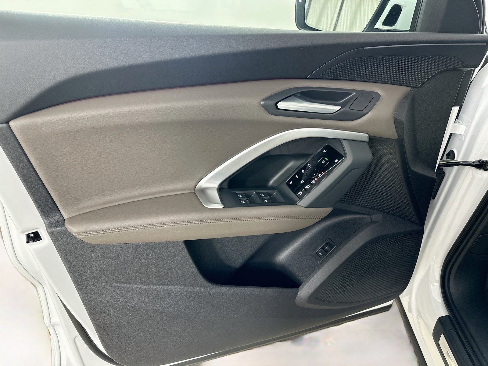 New 2026 Audi Q5 Premium AWD/4WD image 16