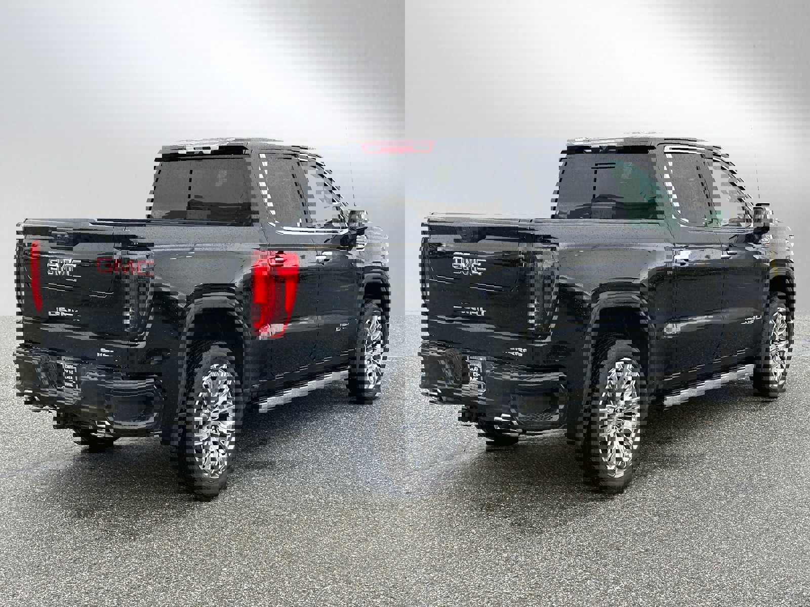 Used 2024 GMC Sierra 1500 Denali w/ Denali Reserve Package image 3