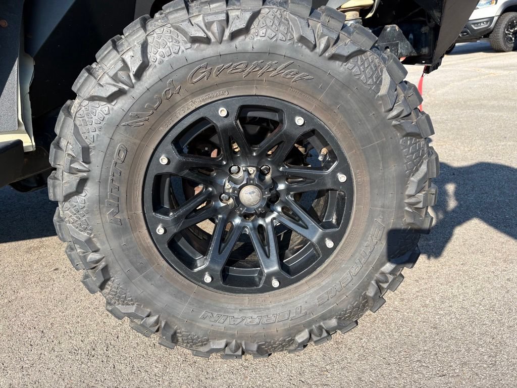 Used 2011 Jeep Wrangler Sahara w/ Connectivity Group AWD/4WD image 26