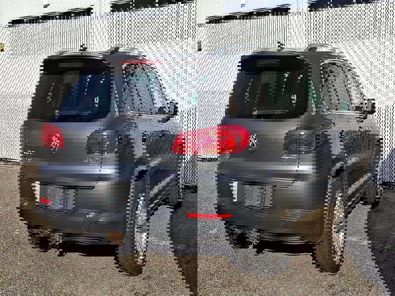 Used 2014 Volkswagen Tiguan R-Line image 3