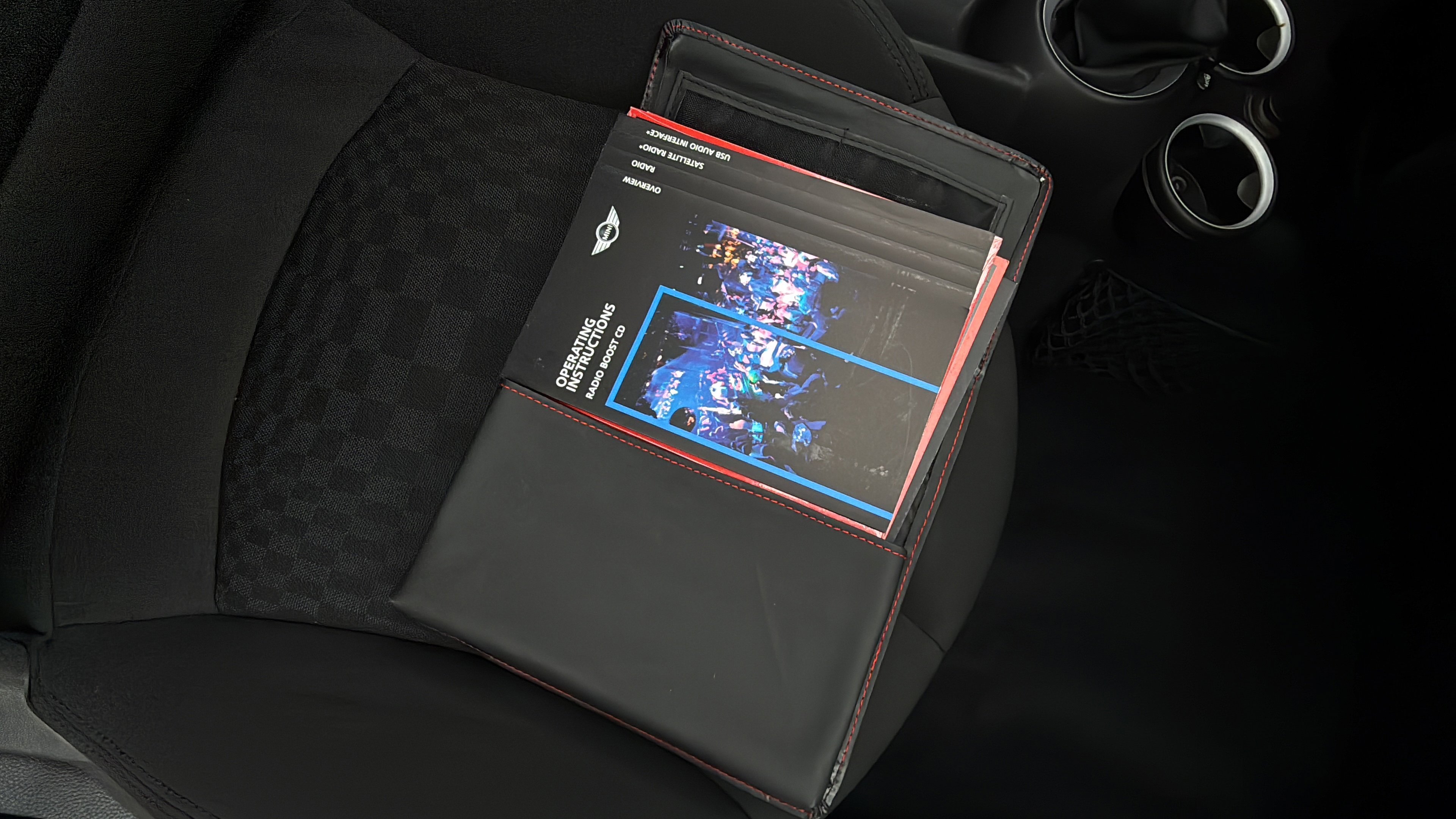 Used 2011 MINI Cooper S image 25