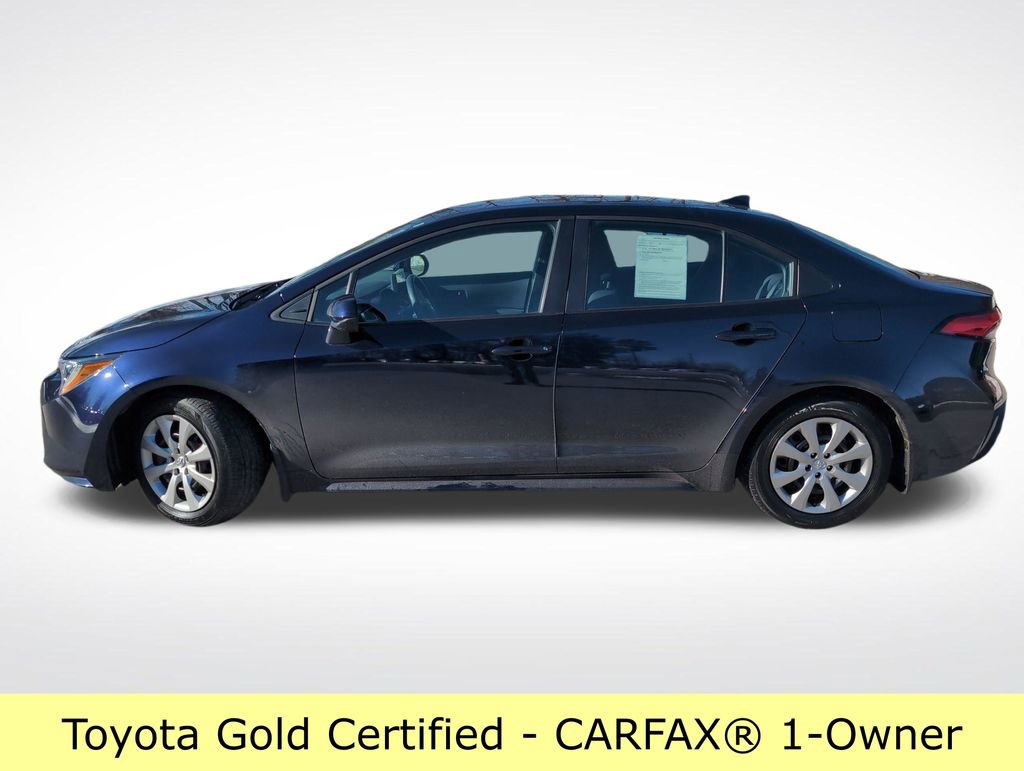 Used 2024 Toyota Corolla LE image 2