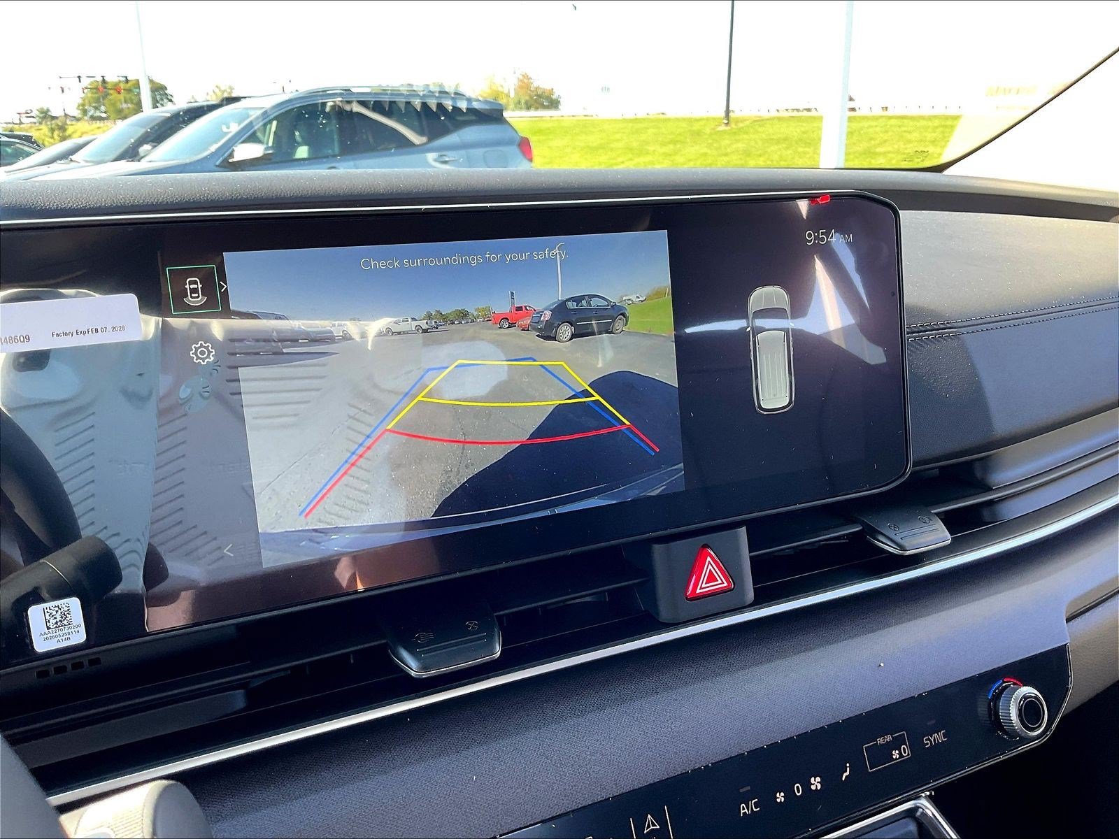 New 2027 Kia Carnival EX FWD image 24