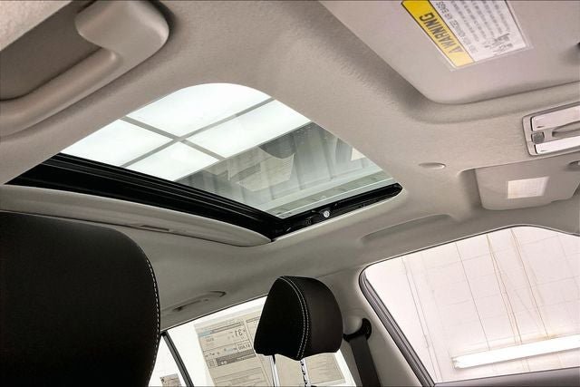 New 2026 Hyundai Venue SEL FWD image 10