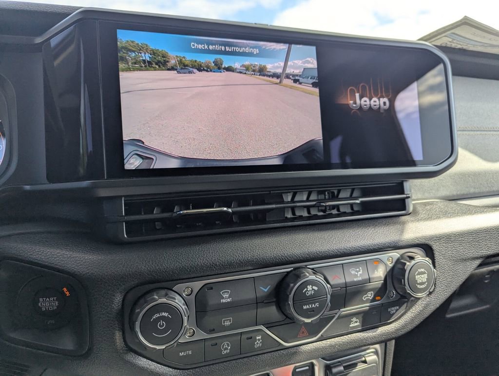 New 2026 Jeep Gladiator Sport image 20