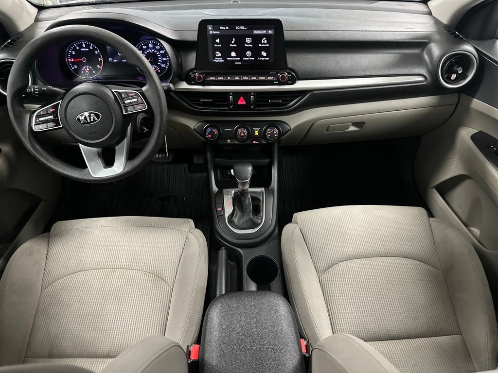 Used 2020 Kia Forte LXS FWD image 2