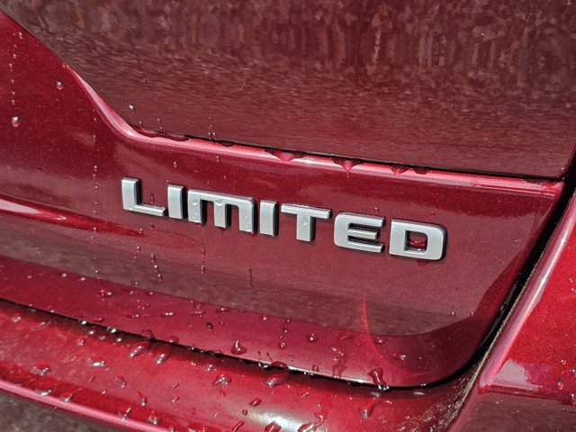 New 2025 Jeep Grand Cherokee Limited w/ Luxury Tech Group II AWD/4WD image 10