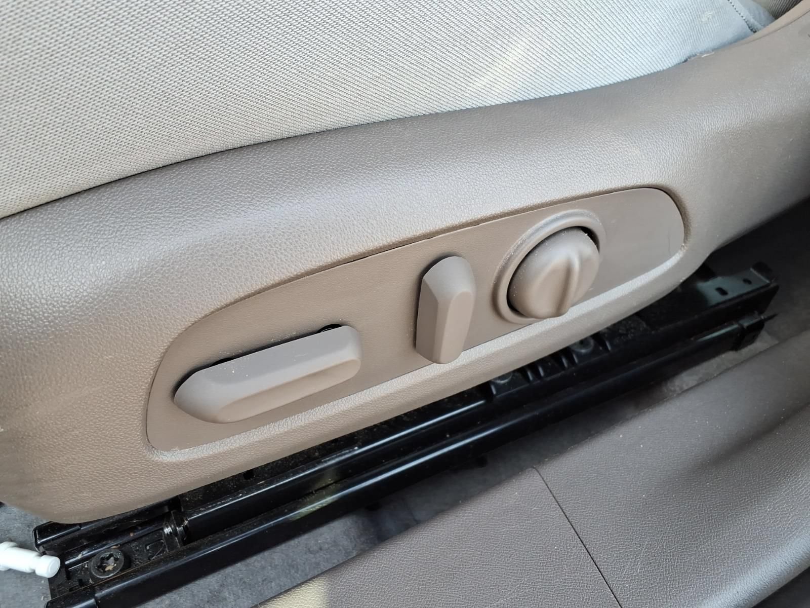 Used 2024 Chevrolet Malibu LT FWD image 16