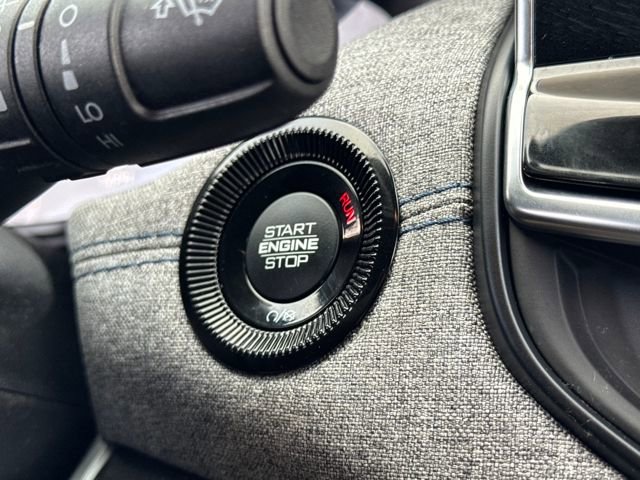 Used 2024 Jeep Compass Latitude image 15