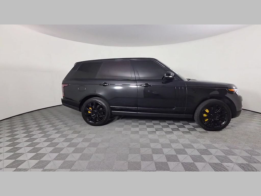 Used 2015 Land Rover Range Rover Supercharged AWD/4WD image 36