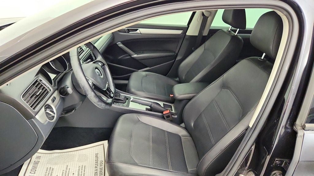 Used 2019 Volkswagen Passat 2.0T Wolfsburg w/ Wheels & Sunroof Package FWD image 18