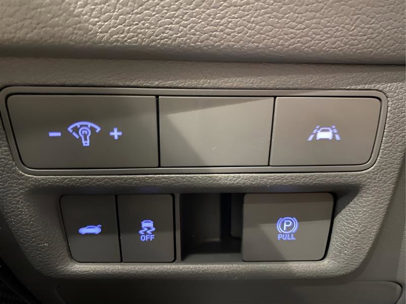 Used 2020 Hyundai Sonata Limited image 19