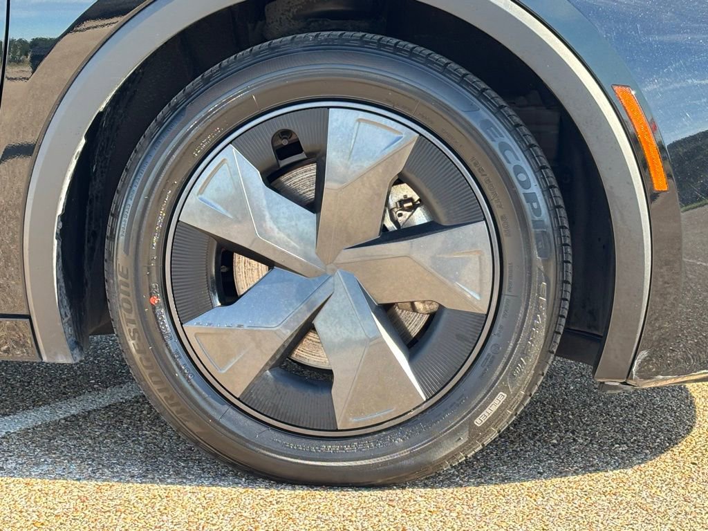 Used 2025 Toyota Prius Plug-In Hybrid FWD image 7