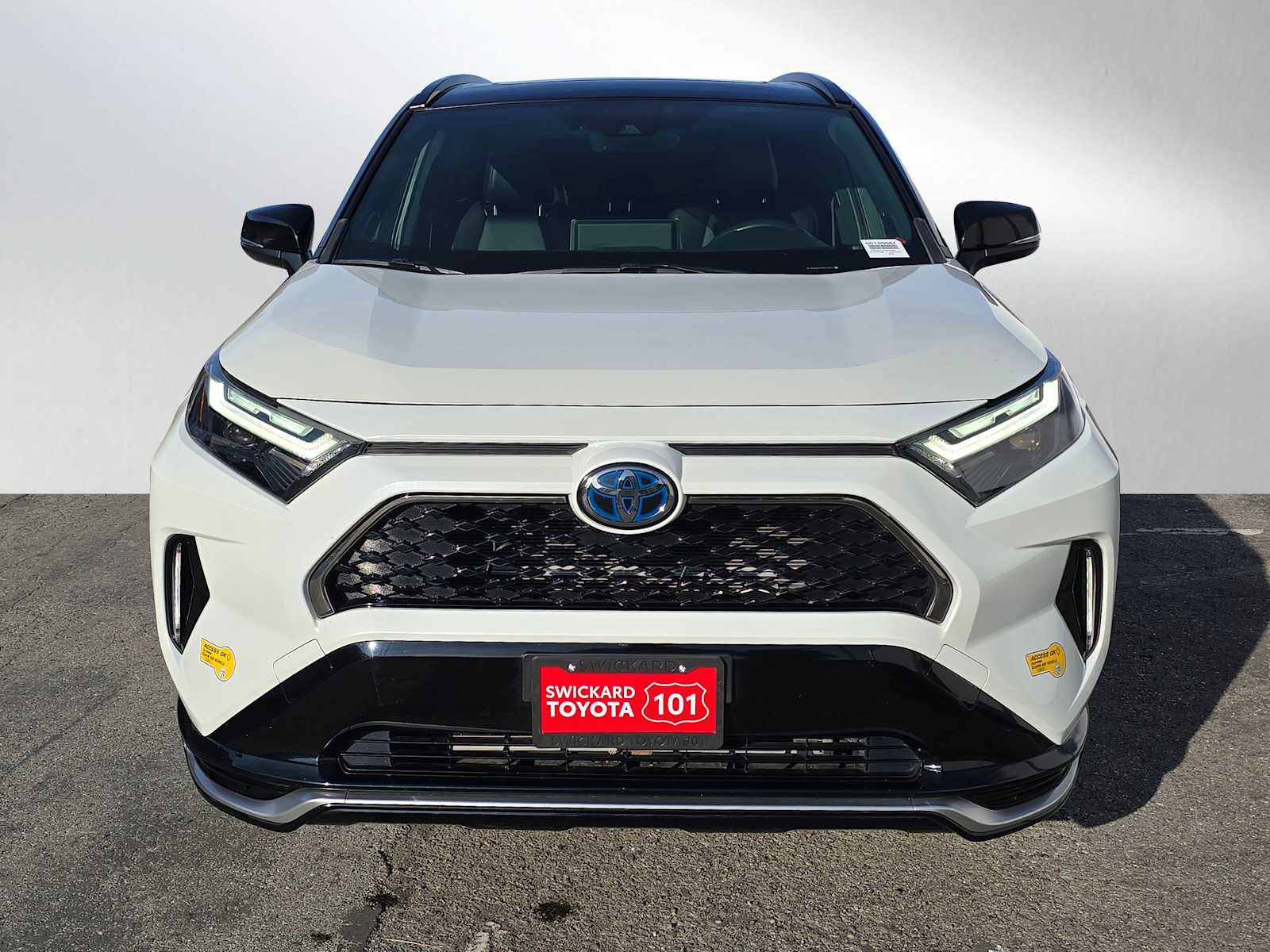 Used 2022 Toyota RAV4 XSE image 8