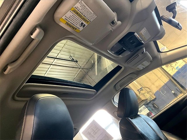 Used 2018 Subaru Crosstrek 2.0i Limited image 18