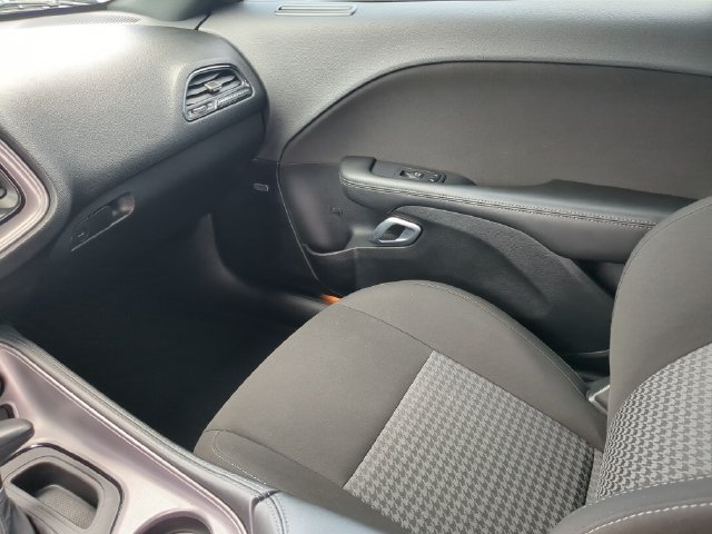 Used 2023 Dodge Challenger R/T RWD image 18