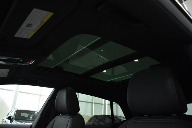 Used 2025 Audi Q8 Premium image 28