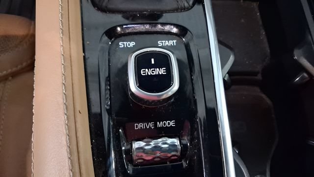 Used 2017 Volvo S90 T6 Inscription w/ Vision Package AWD/4WD image 31