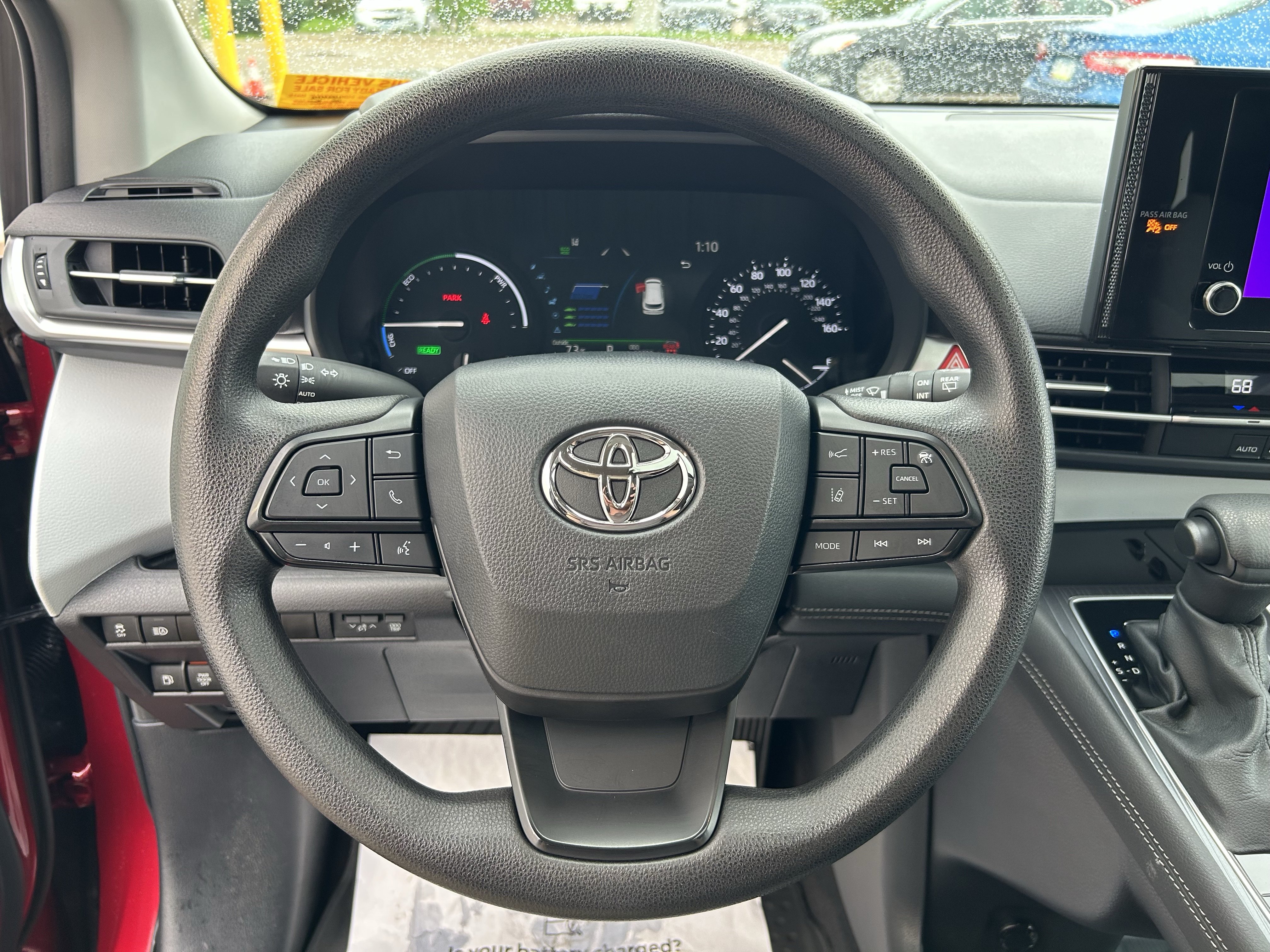 Certified 2025 Toyota Sienna LE w/ LE Plus Package AWD/4WD image 25