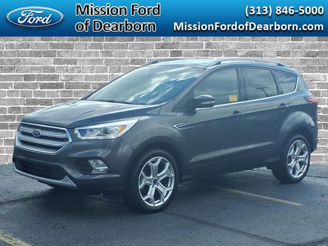 Used 2019 Ford Escape Titanium w/ U9j03 - Titanium Tow Package