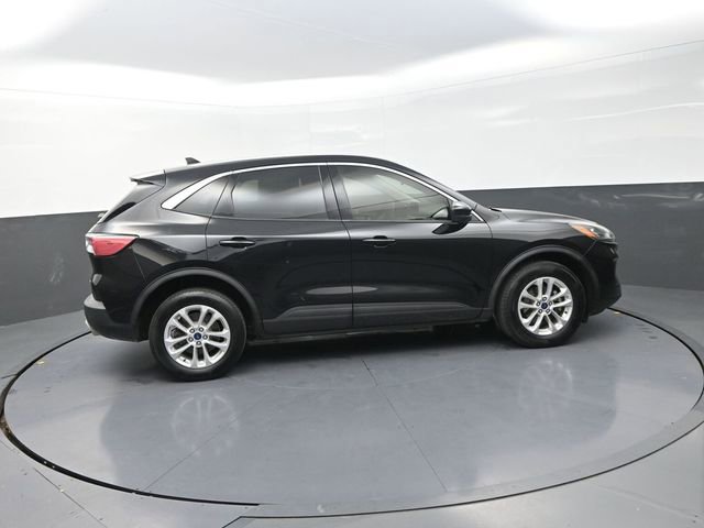 Used 2021 Ford Escape SE image 11