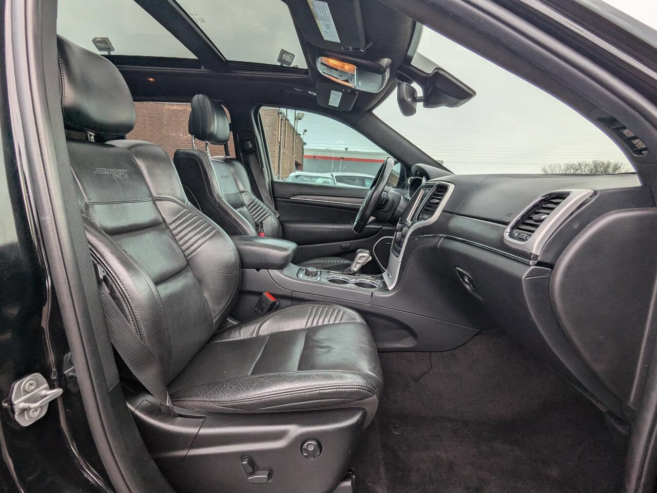 Used 2018 Jeep Grand Cherokee SRT image 15