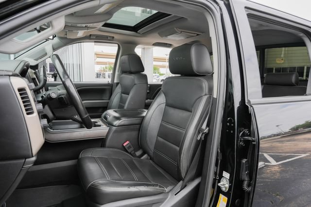 Used 2018 GMC Sierra 2500 Denali w/ Duramax Plus Package AWD/4WD image 25