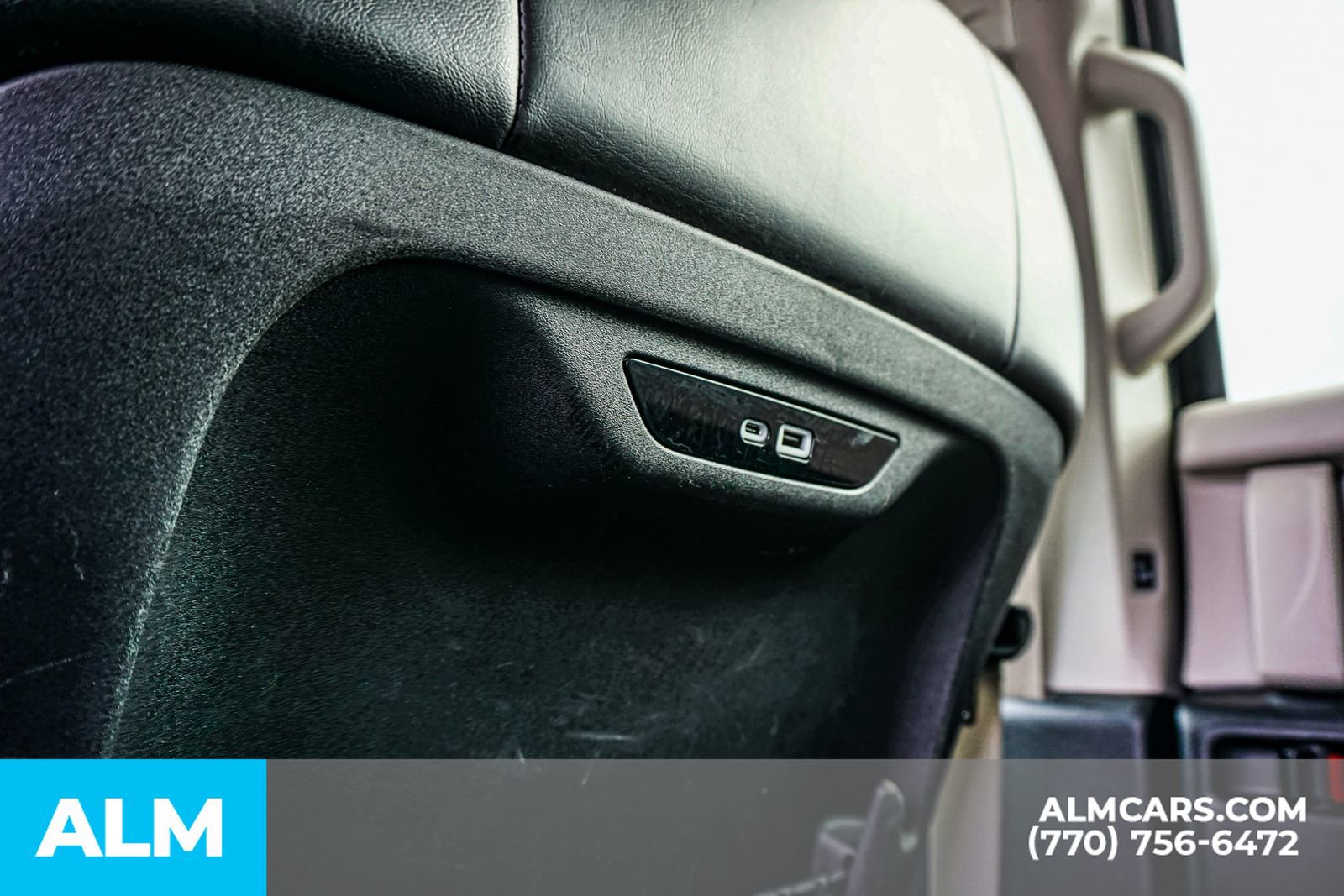 Used 2024 Chrysler Pacifica Touring-L image 55