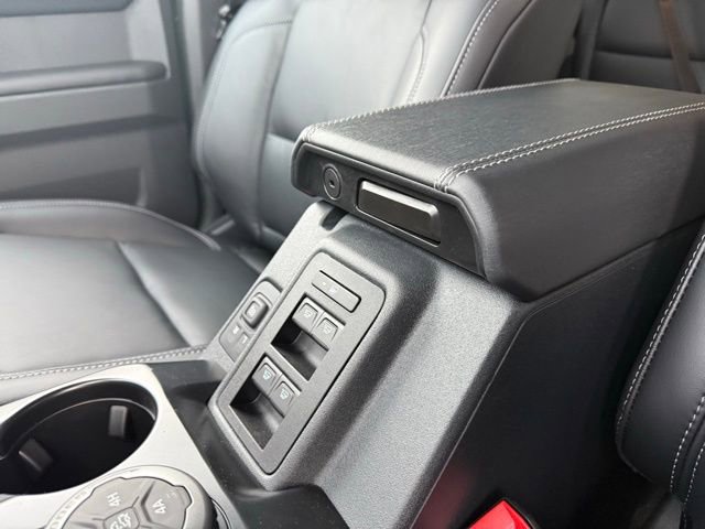 New 2025 Ford Bronco Outer Banks w/ Sasquatch Package image 18