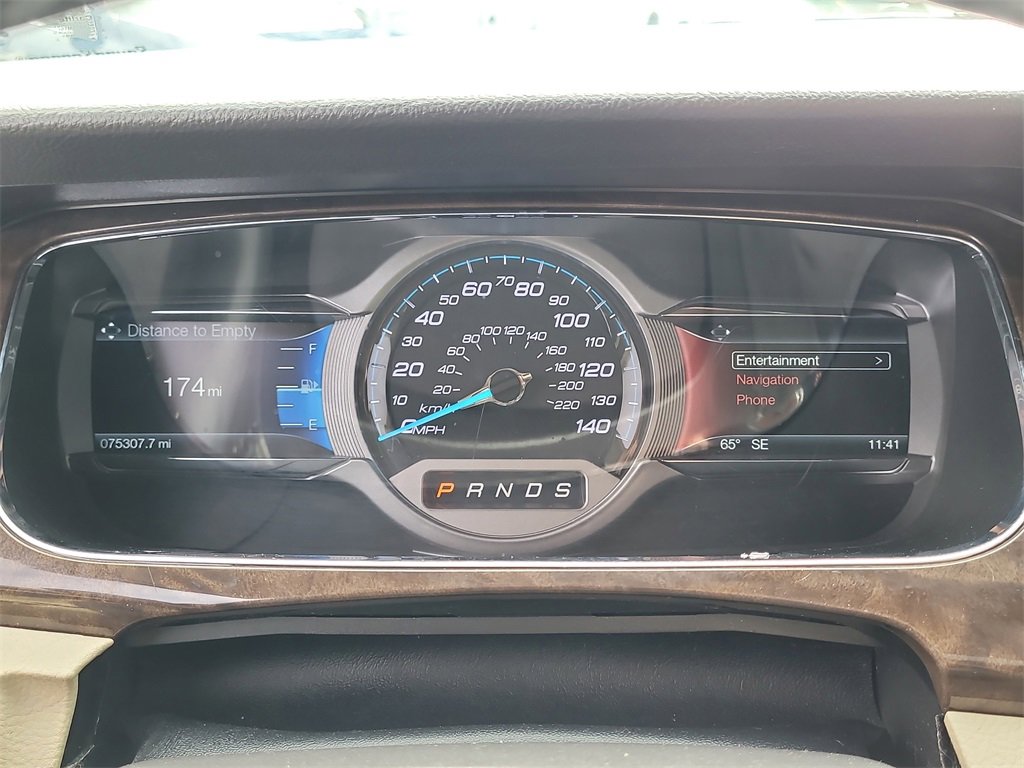 Used 2018 Ford Taurus Limited image 29