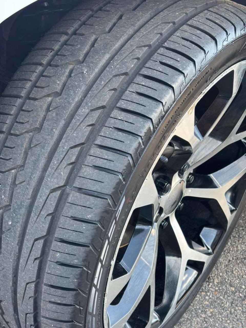 Used 2016 Cadillac Escalade ESV Premium image 35