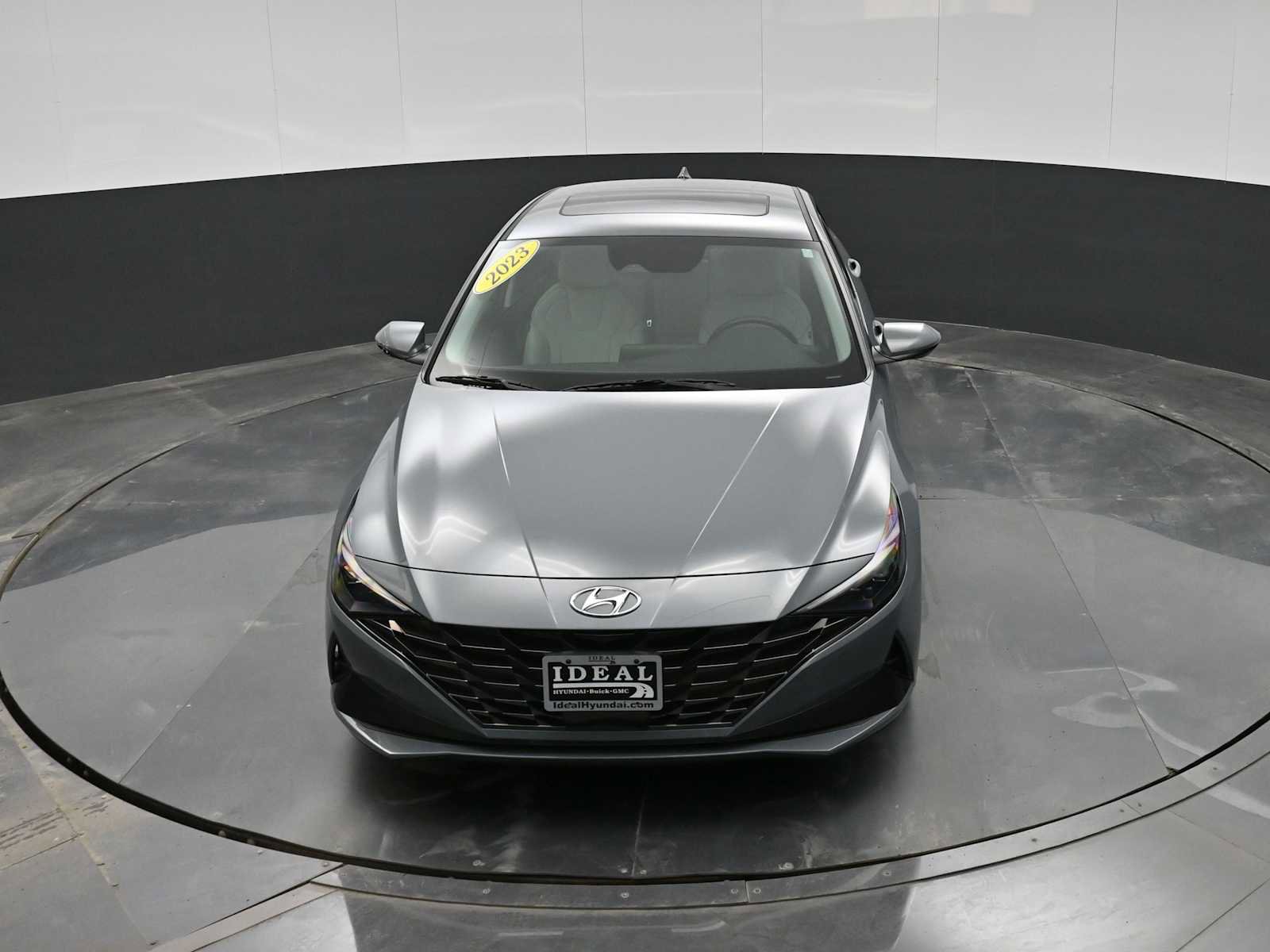 Used 2023 Hyundai Elantra Limited image 23