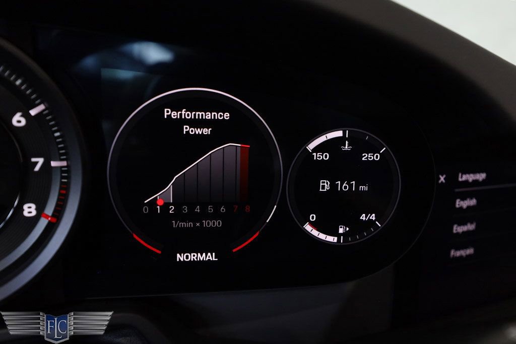 Used 2022 Porsche 911 50th Anniversary Edition image 36