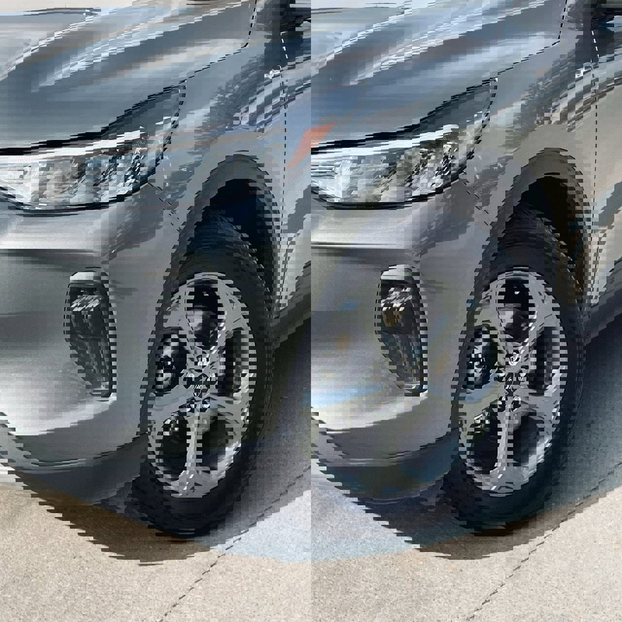 Used 2025 Ford Escape ST-Line image 8