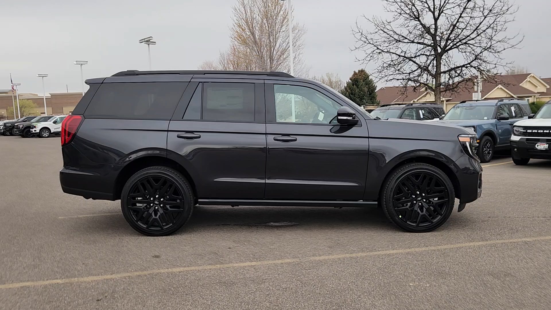 New 2026 Ford Expedition Platinum w/ Stealth Performance Package AWD/4WD image 10