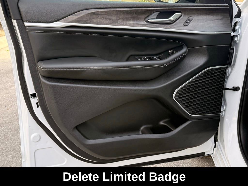 New 2026 Jeep Grand Cherokee Limited Reserve image 28