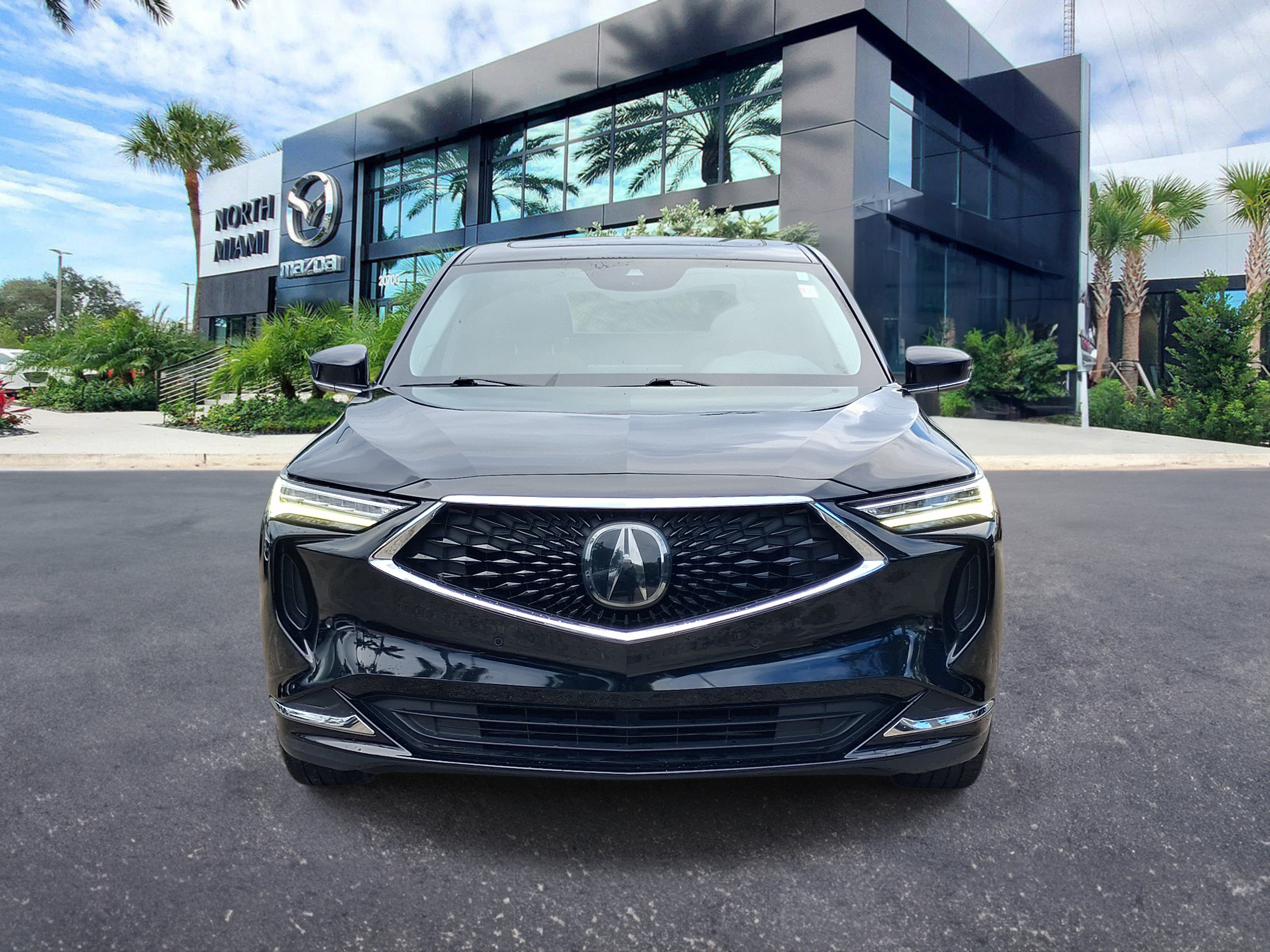 Used 2024 Acura MDX w/ Technology Package FWD image 2