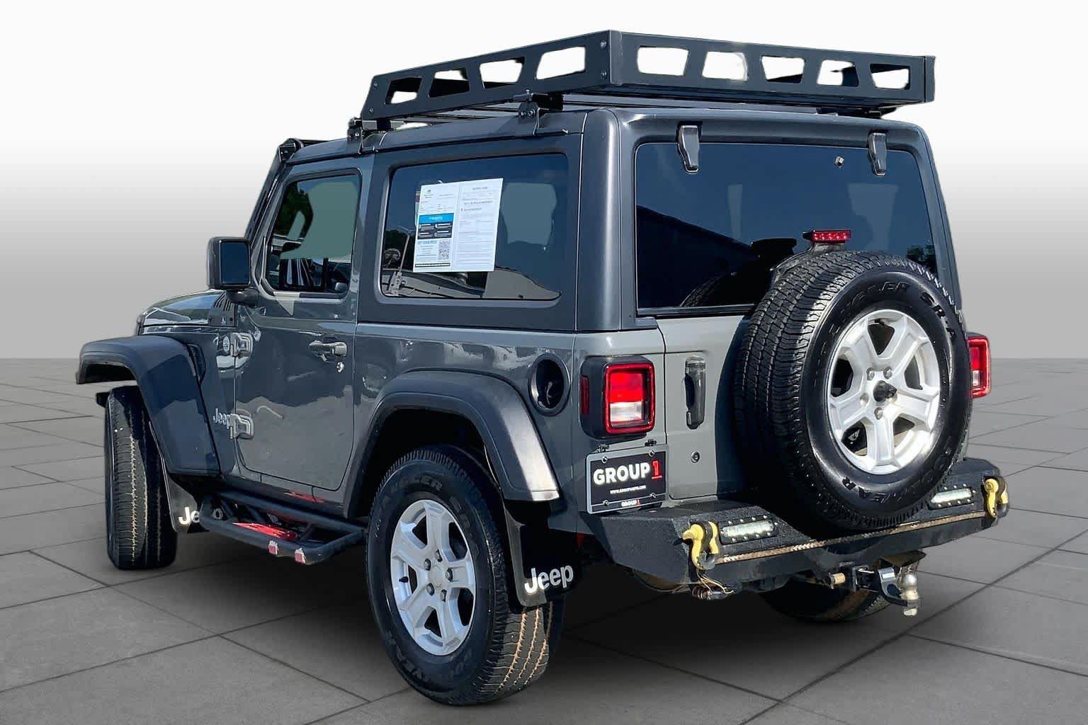 Used 2019 Jeep Wrangler Sport AWD/4WD image 11