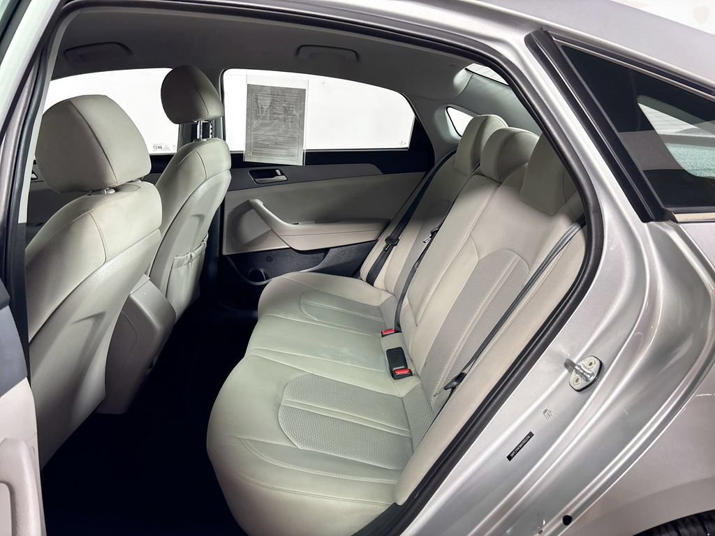 Used 2019 Hyundai Sonata SE FWD image 19